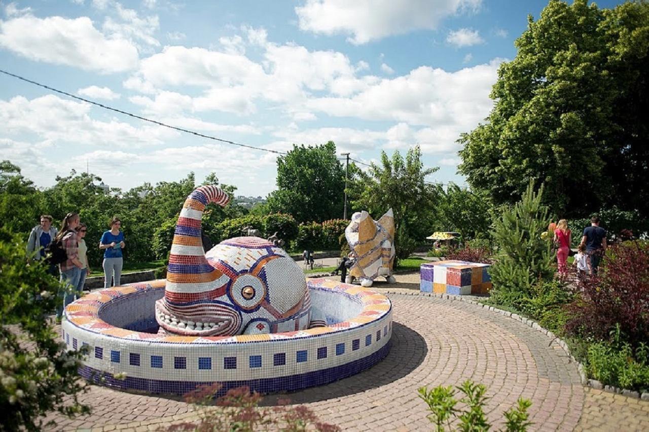 Podil Apart Near Poschtova Square History Center Kiev Luaran gambar