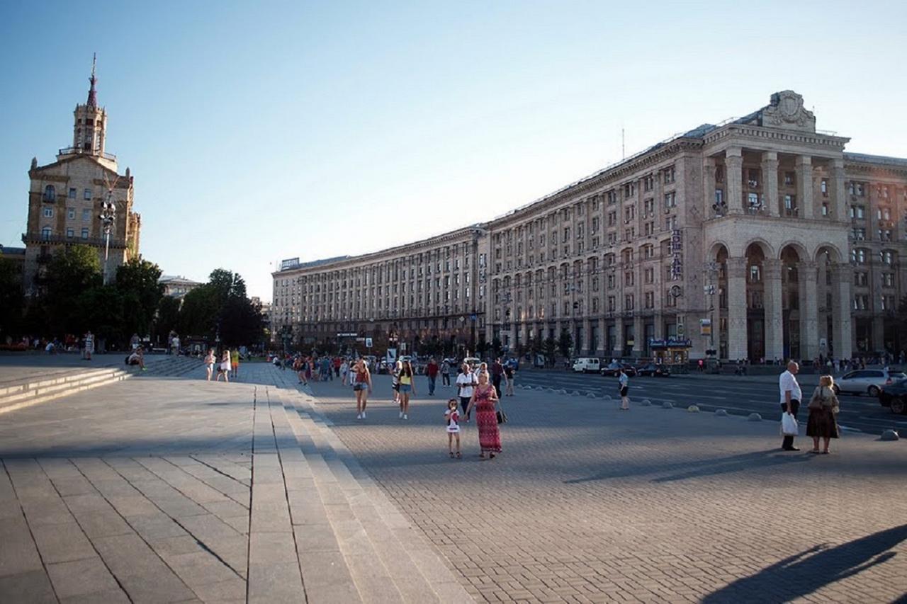 Podil Apart Near Poschtova Square History Center Kiev Luaran gambar